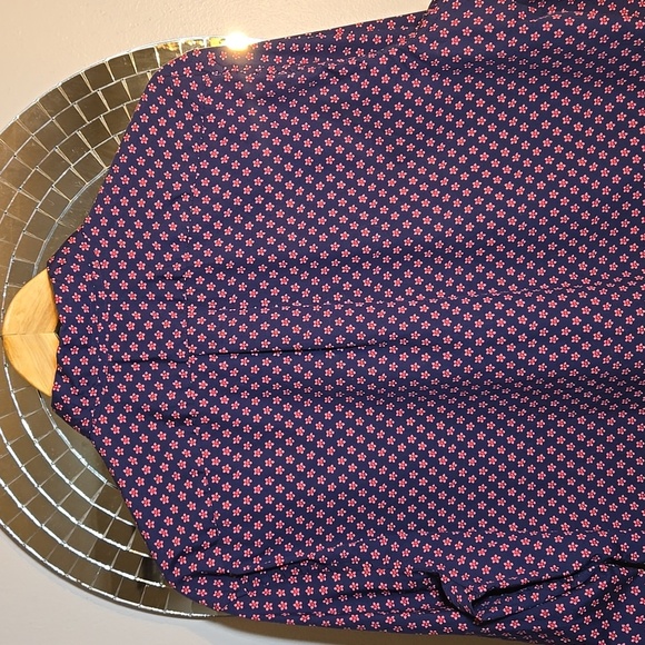 J. Crew Organic Cotton Slim Untucked Stretch Secret Wash Sleeved Floral Shirt - Picture 7 of 13